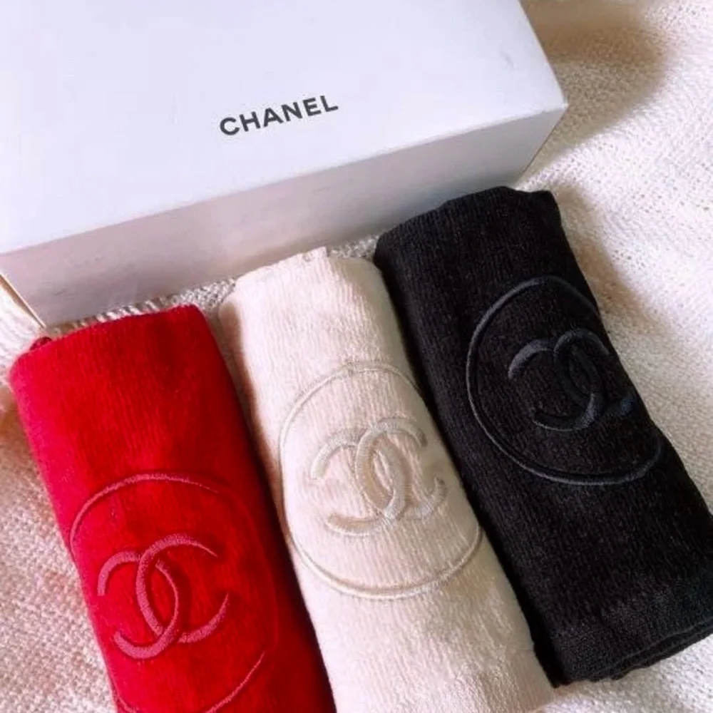 Chanel La Collection 3 Set Washcloth Towels GWP NWB